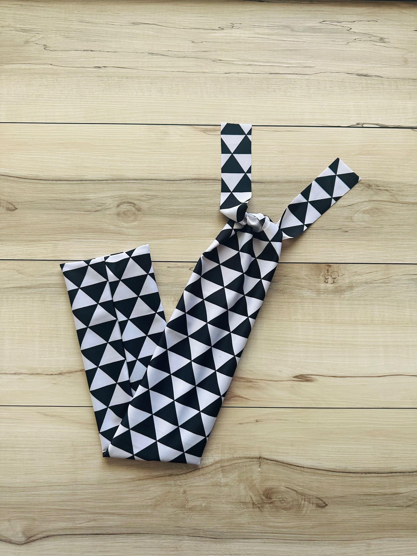 Black n White Chevron