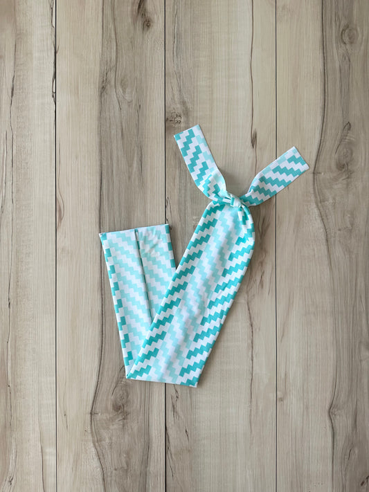 Teal Zigzags