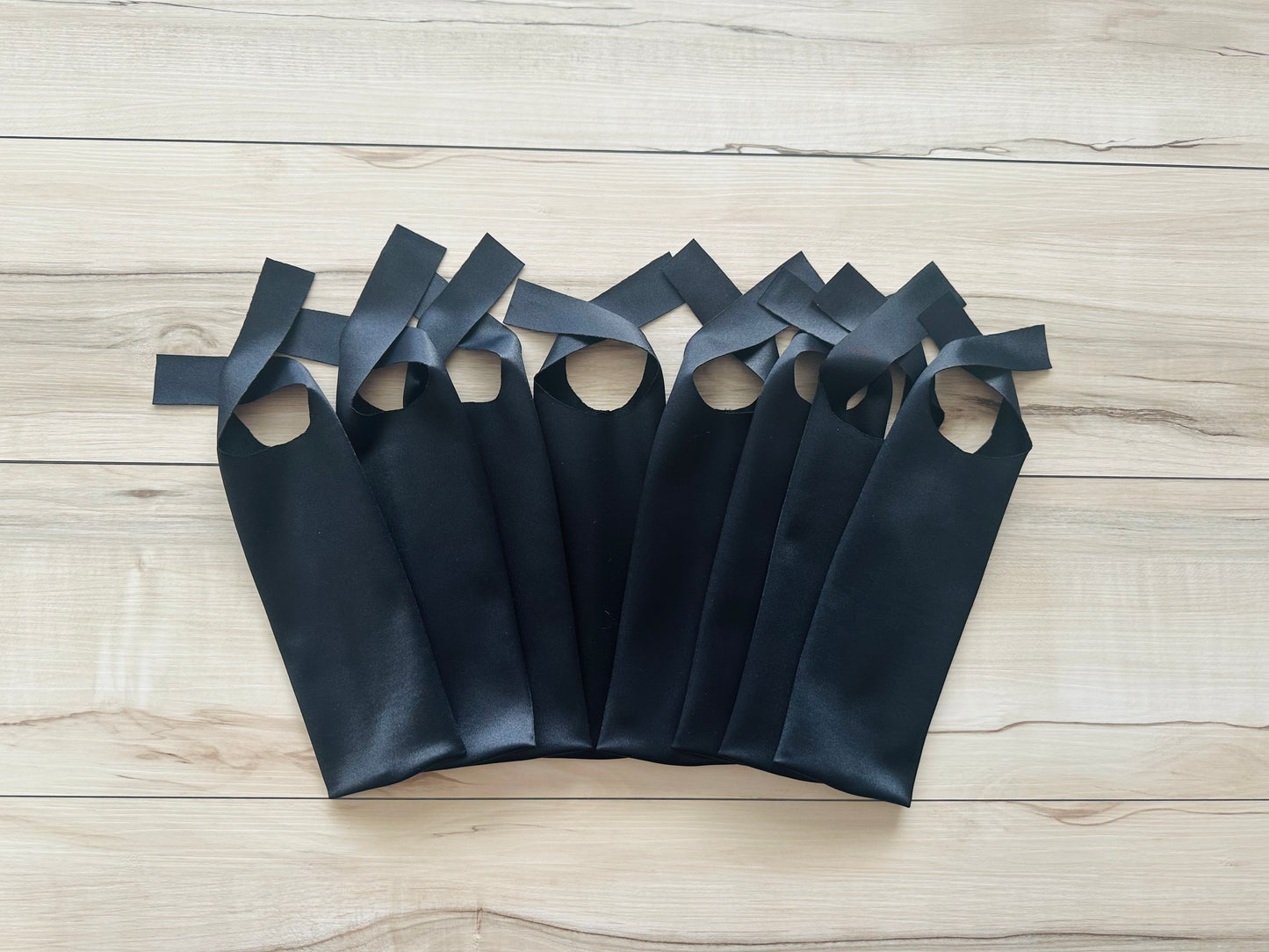 Black Set of 8