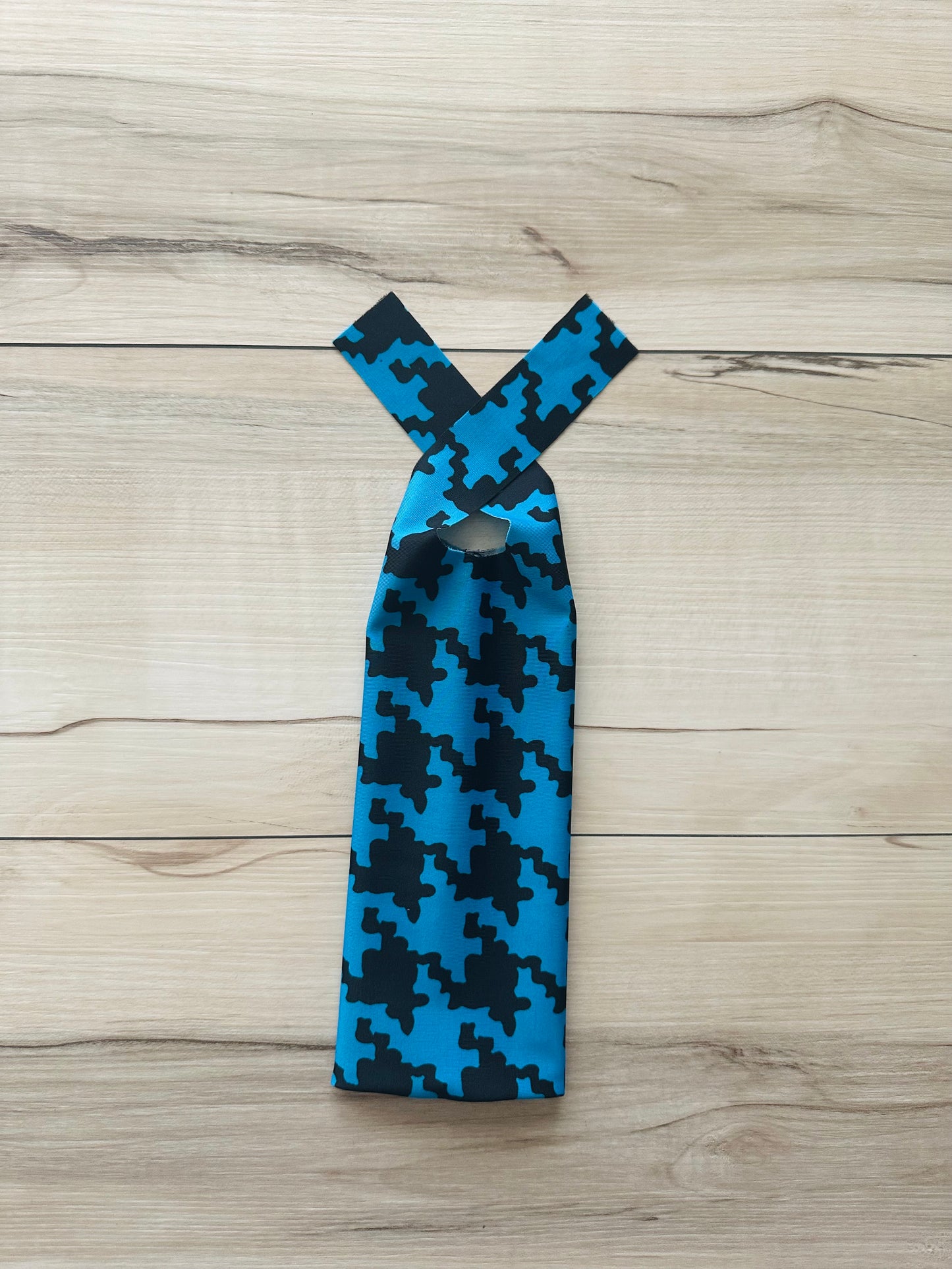 Blue & Black Houndstooth Set of 8