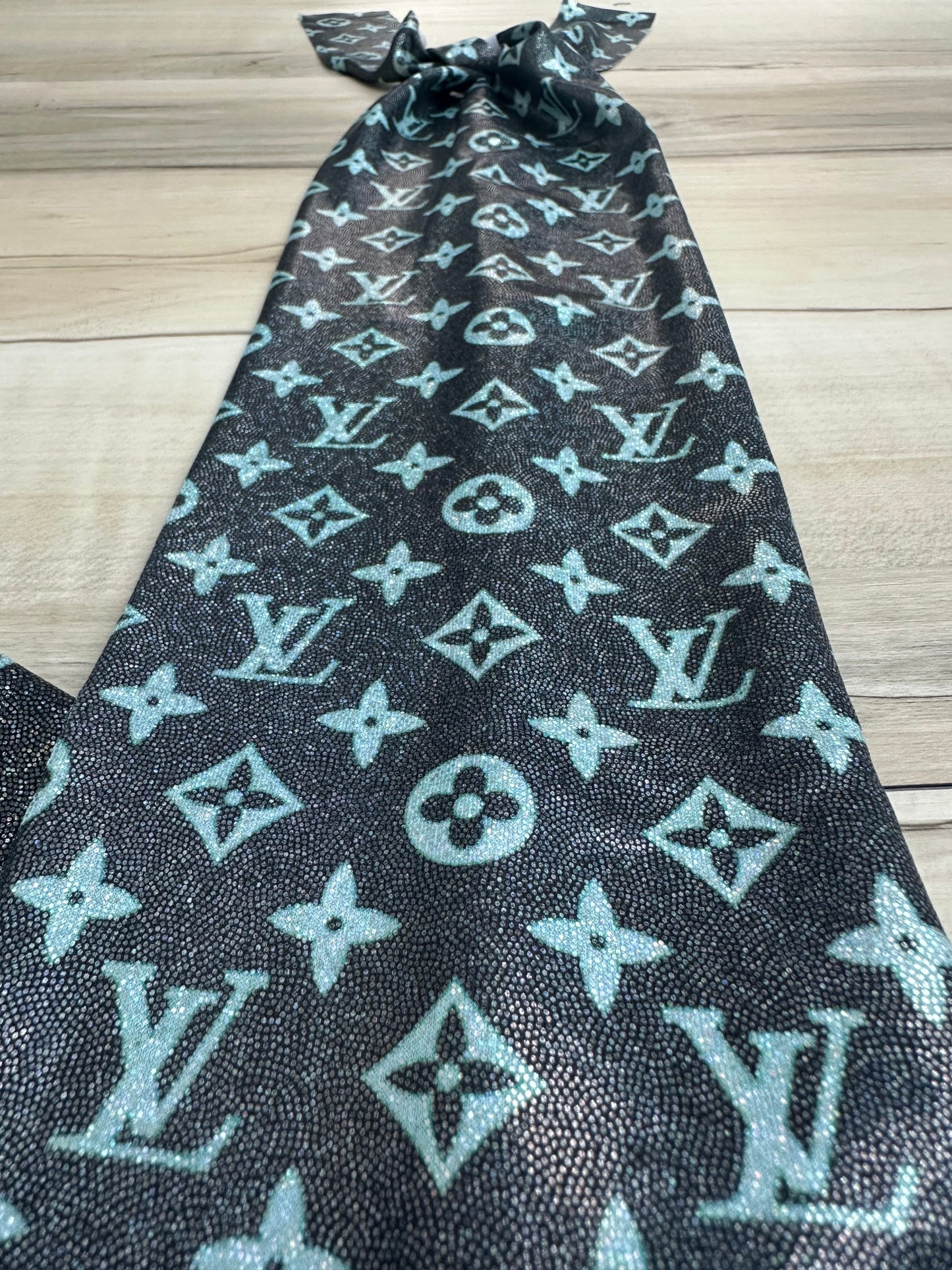 Glitter Boujee Black & Turquoise Stone